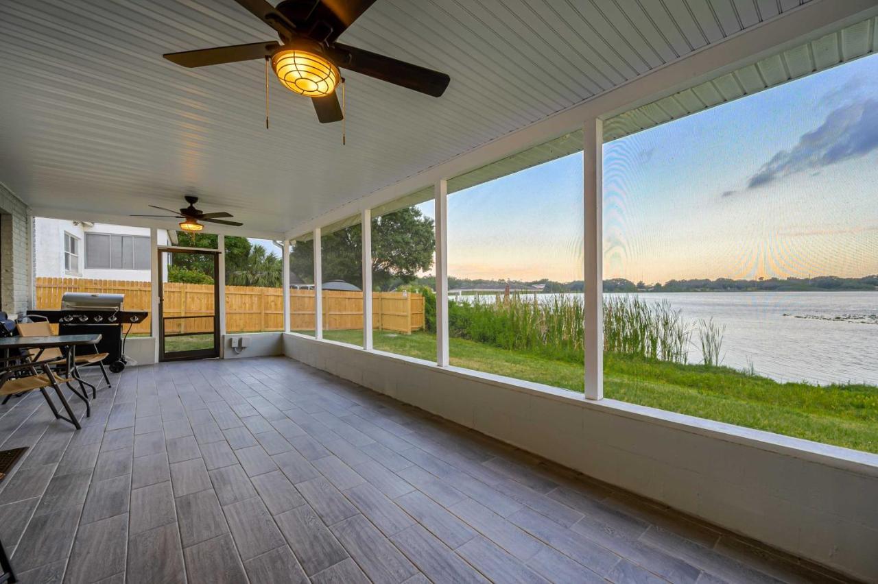 Lakefront Home With Screened Porch And Grill Winter Haven Exterior foto
